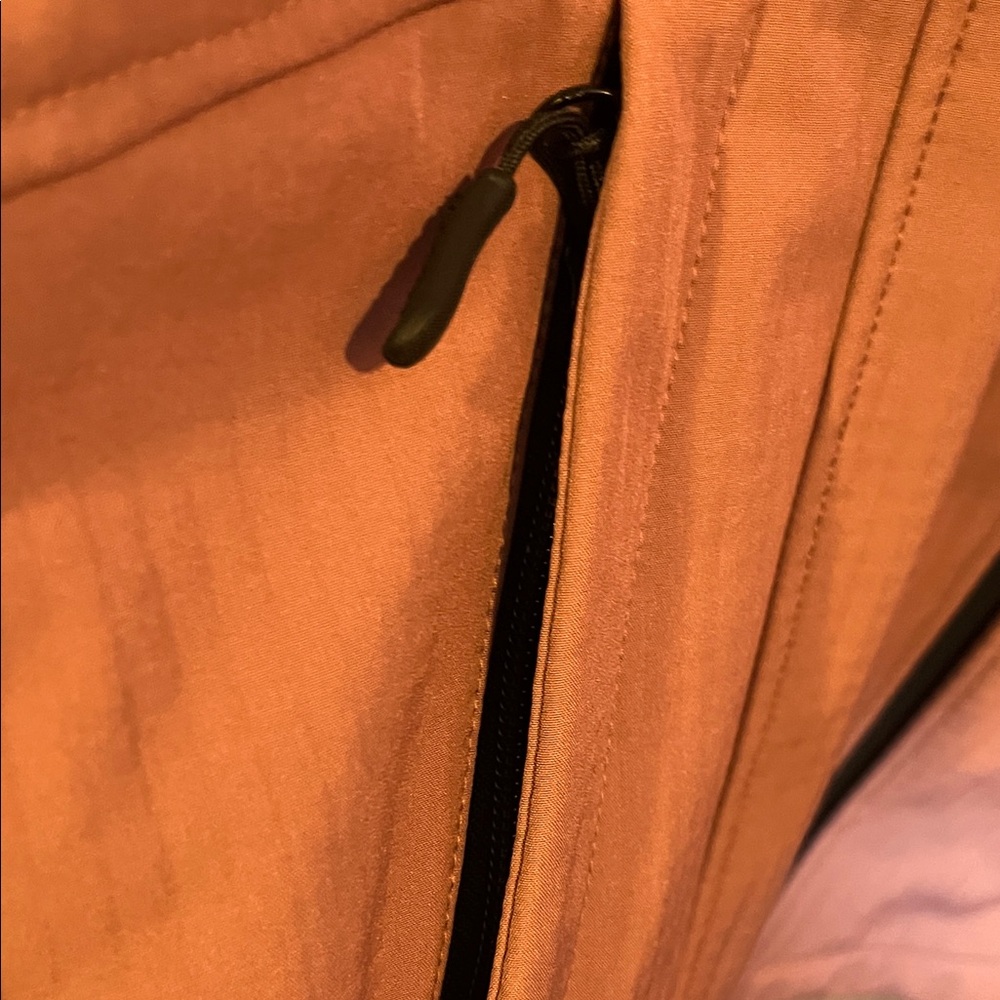 New Reebok Women's Waterproof Jacket - Picture 7 of 13
